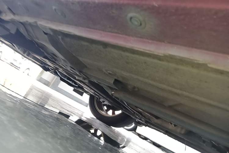 Used Nissan Tiida 2011 1.6T M-CVT Dynamic Edition Chassis Front Left