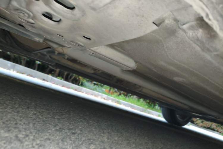 Used Nissan Tiida 2011 1.6L CVT Comfort Model Chassis Front Left