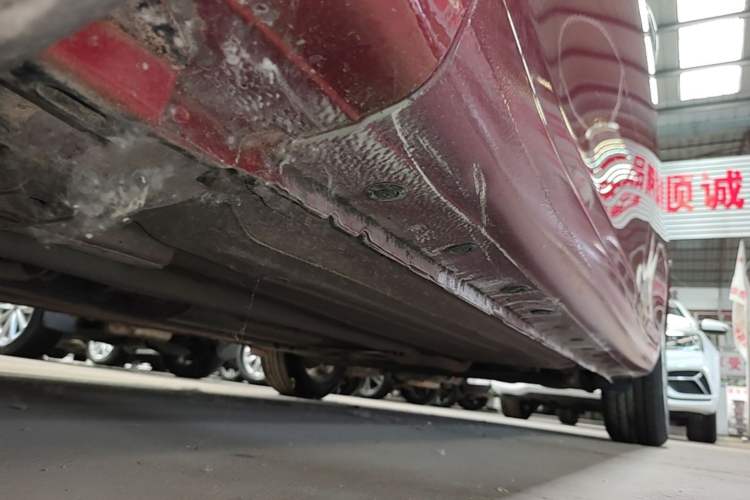 Used Nissan Tiida 2011 1.6L CVT Comfort Model Chassis Front Left
