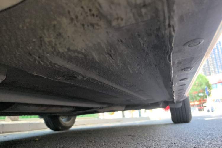 Used Nissan Tiida 2011 1.6L CVT Smart Version Chassis Front Left