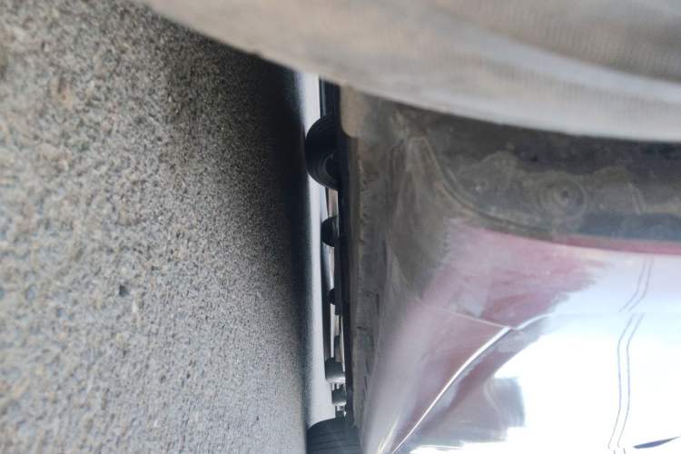 Used Nissan Tiida 2011 1.6L CVT Smart Version Chassis Front Left