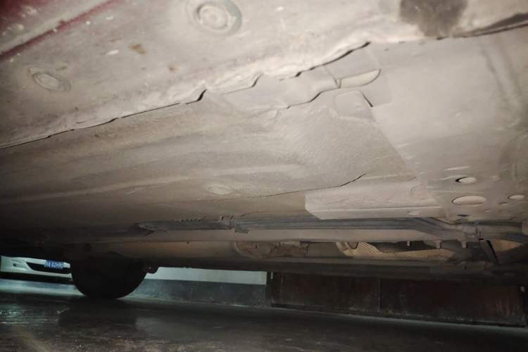 Used Nissan Tiida 2011 1.6L CVT Comfort Model Chassis Front Right