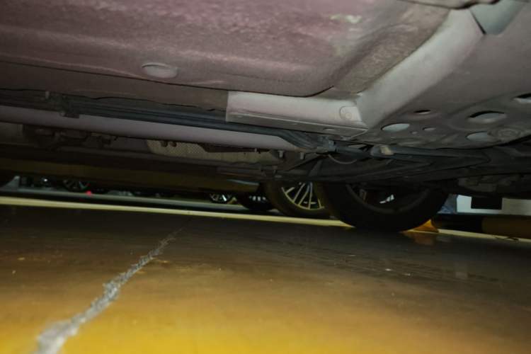 Used Nissan Tiida 2011 1.6L CVT Comfort Model Chassis Front Right