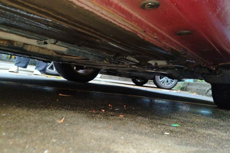 Used Nissan Tiida 2011 1.6L CVT Comfort Model Chassis Front Right