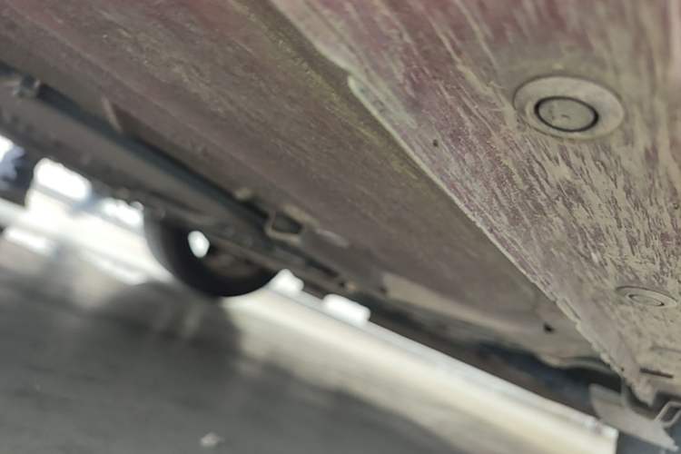 Used Nissan Tiida 2011 1.6L CVT Comfort Model Chassis Front Right