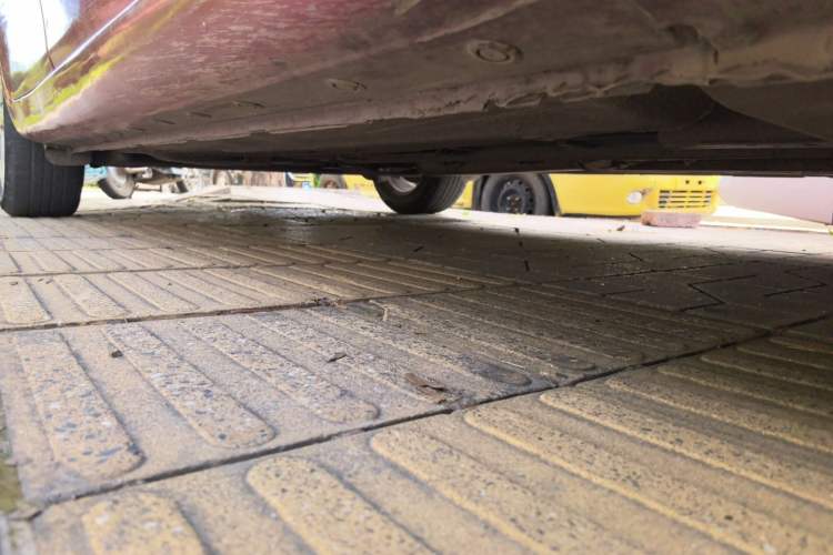 Used Nissan Tiida 2011 1.6L CVT Comfort Model Chassis Front Right