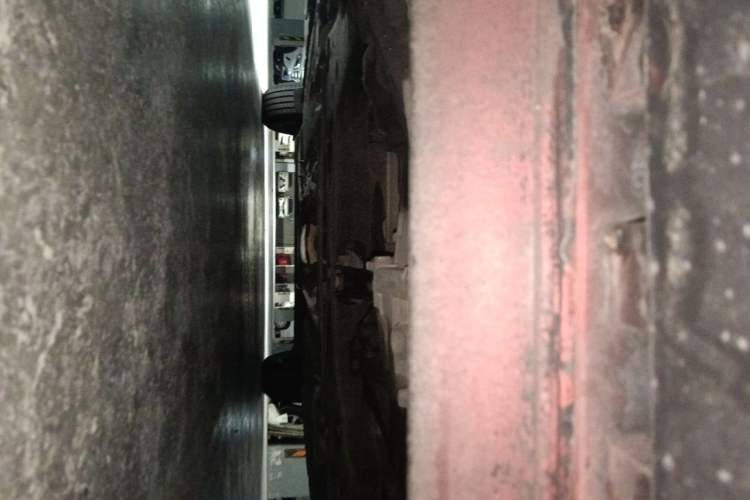 Used Nissan Tiida 2011 1.6L Manual Smart Version Chassis Front