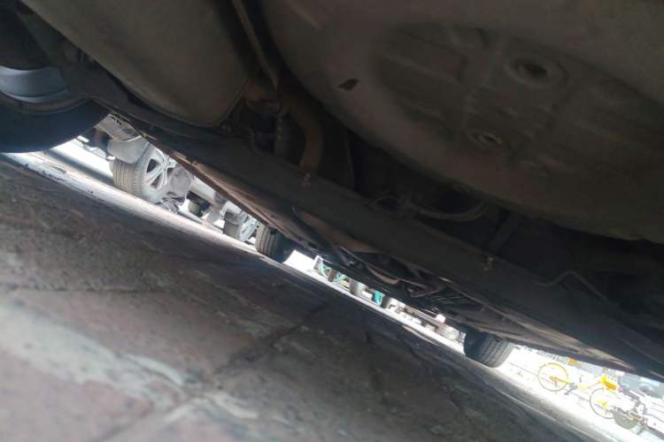 Used Nissan Tiida 2011 1.6L CVT Smart Version Chassis Rear