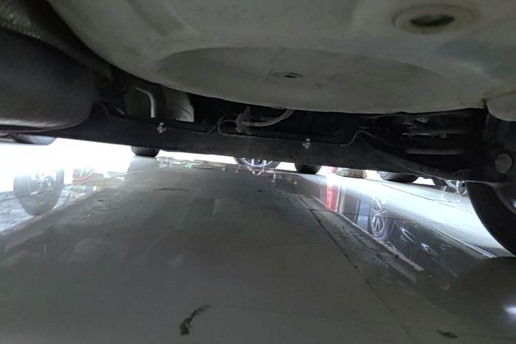 Used Nissan Tiida 2011 1.6L CVT Smart Version Chassis Rear