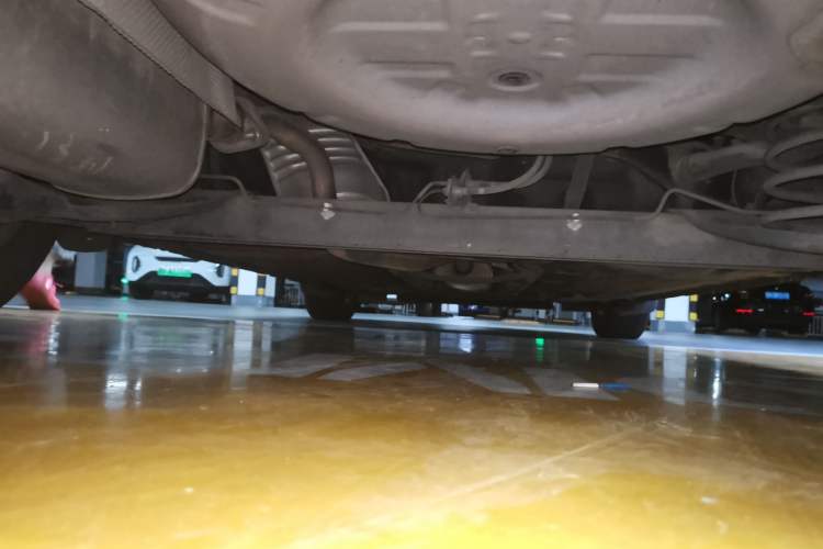 Used Nissan Tiida 2011 1.6L CVT Smart Version Chassis Rear