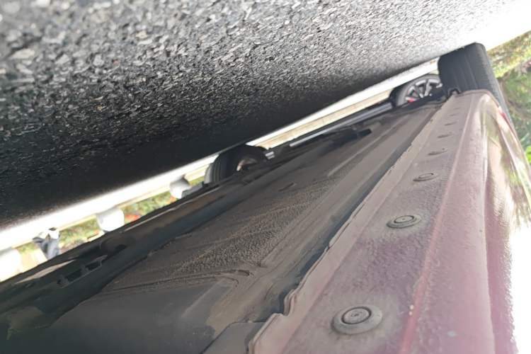 Used Nissan Tiida 2011 1.6L CVT Smart Version Chassis Rear Left