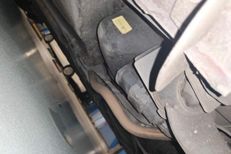 Used Nissan Tiida 2011 1.6L CVT Smart Version Chassis Rear Left
