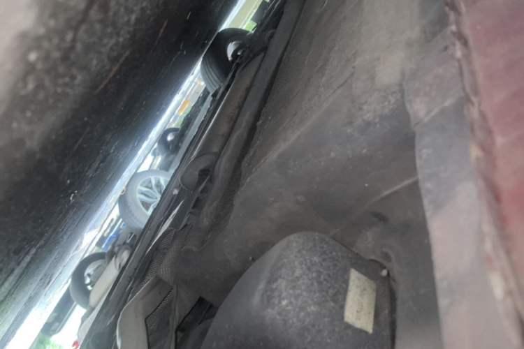 Used Nissan Tiida 2011 1.6L CVT Smart Version Chassis Rear Left