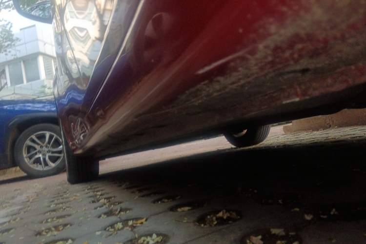 Used Nissan Tiida 2011 1.6L CVT Smart Version Chassis Rear Left