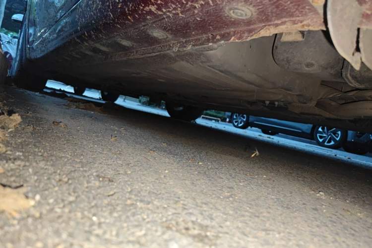 Used Nissan Tiida 2011 1.6L Manual Smart Version Chassis Rear Left