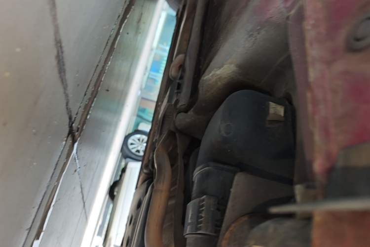 Used Nissan Tiida 2011 1.6L CVT Smart Version Chassis Rear Left
