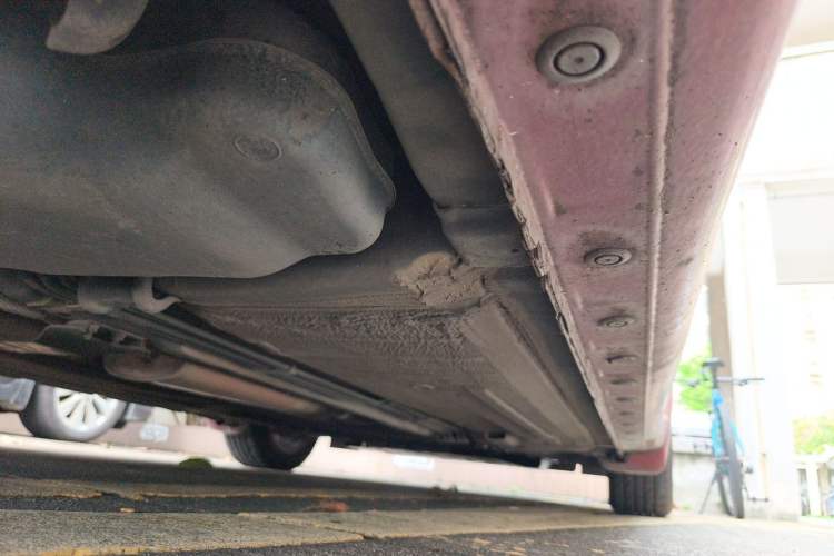 Used Nissan Tiida 2011 1.6L CVT Smart Version Chassis Rear Right