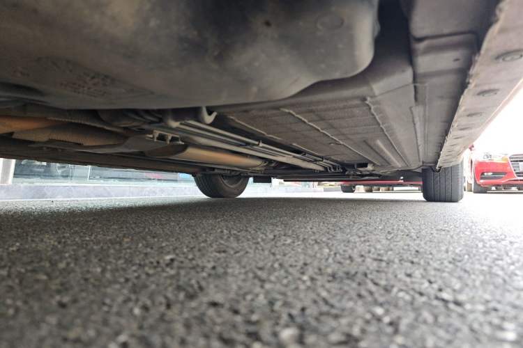 Used Nissan Tiida 2011 1.6L CVT Smart Version Chassis Rear Right