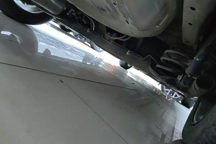 Used Nissan Tiida 2011 1.6L CVT Smart Version Chassis Rear Right