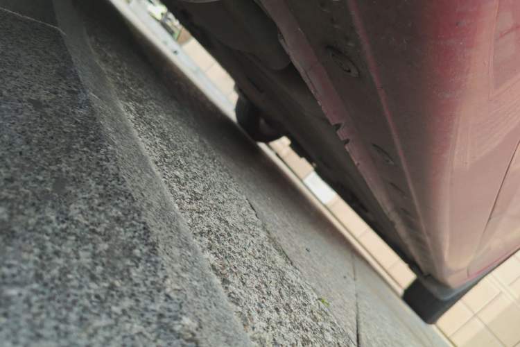 Used Nissan Tiida 2011 1.6L CVT Comfort Model Chassis Rear Right