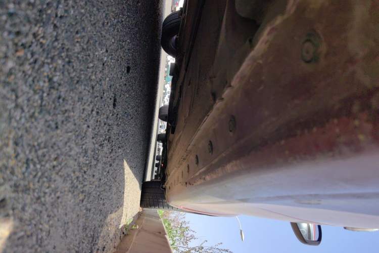 Used Nissan Tiida 2011 1.6L CVT Luxury Edition Chassis Rear Right