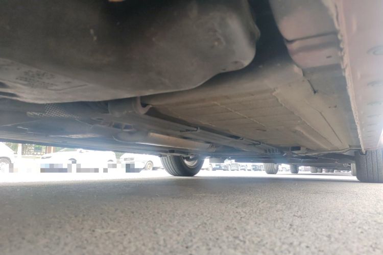 Used Nissan Tiida 2011 1.6L Manual Comfort Edition Chassis Rear Right