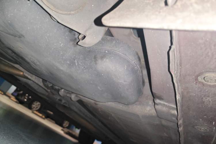 Used Nissan Tiida 2011 1.6L CVT Smart Version Chassis Rear Right