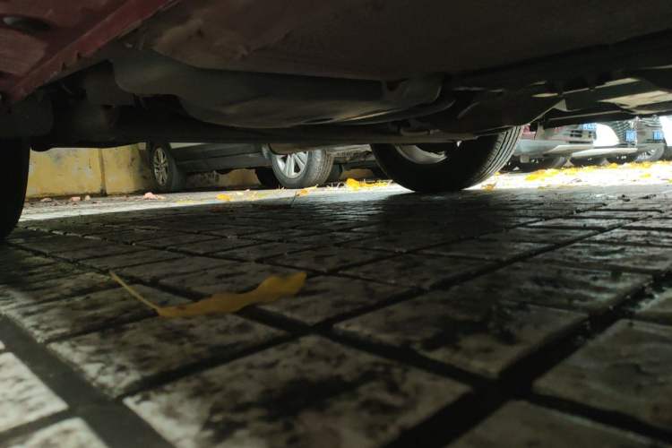 Used Nissan Tiida 2011 1.6L CVT Smart Version Chassis Rear Right