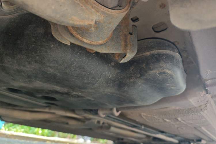 Used Nissan Tiida 2011 1.6L Manual Smart Version Chassis Rear Right
