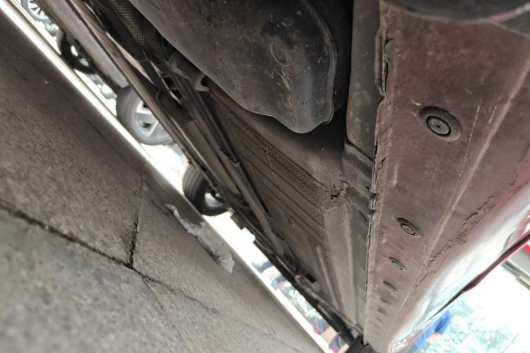 Used Nissan Tiida 2011 1.6T M-CVT Cool Edition Chassis Rear Right