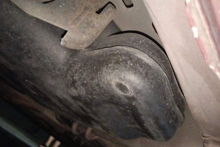 Used Nissan Tiida 2011 1.6L Manual Smart Version Chassis Rear Right