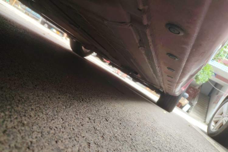 Used Nissan Tiida 2011 1.6L CVT Smart Version Chassis Rear Right