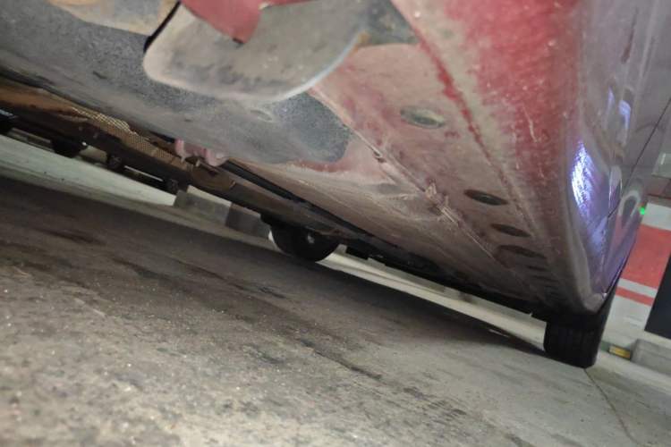 Used Nissan Tiida 2011 1.6L CVT Smart Version Chassis Rear Right