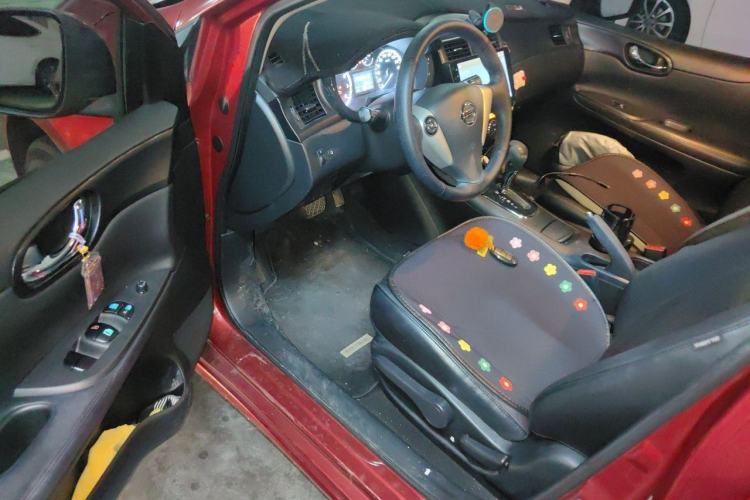 Used Nissan Tiida 2011 1.6L CVT Smart Version Driver Seat