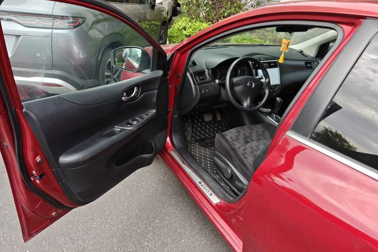 Used Nissan Tiida 2011 1.6L CVT Comfort Model Driver Seat