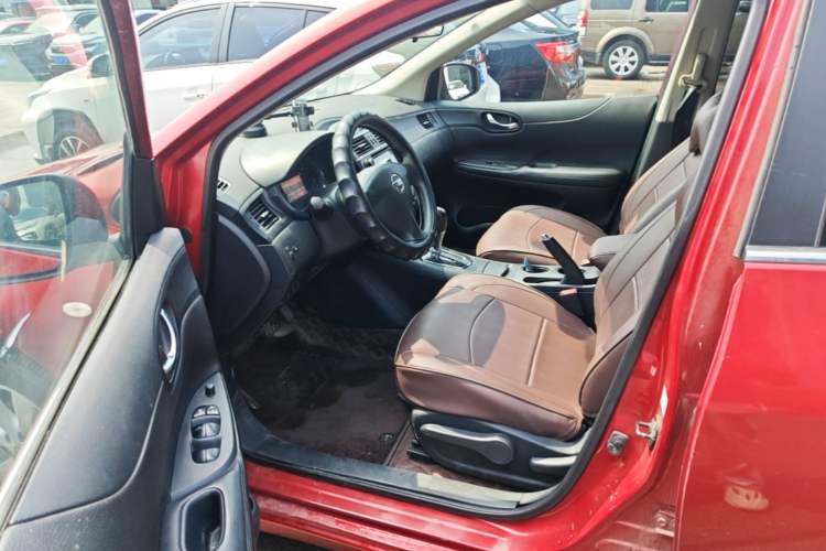 Used Nissan Tiida 2011 1.6L CVT Comfort Model Driver Seat