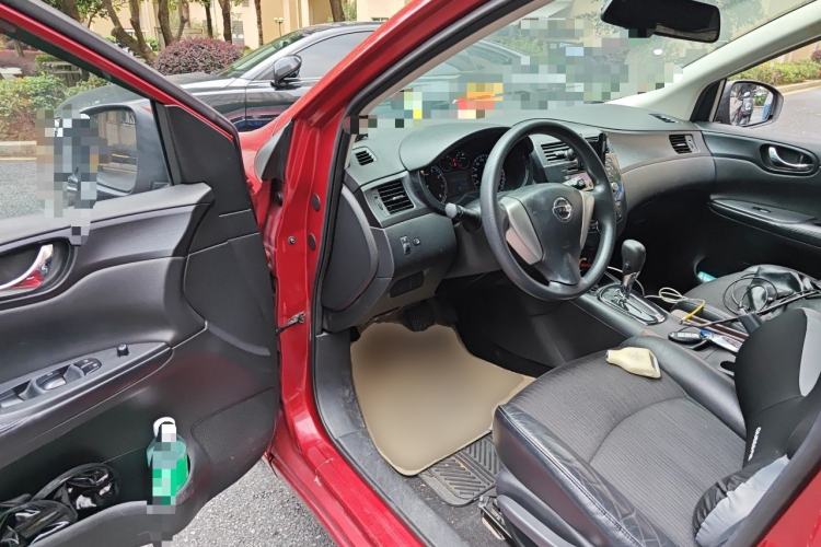 Used Nissan Tiida 2011 1.6L CVT Smart Version Driver Seat