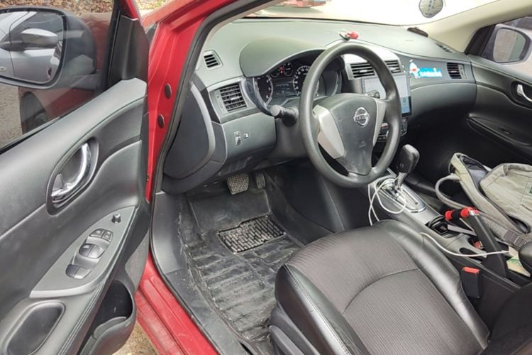 Used Nissan Tiida 2011 1.6L CVT Smart Version Driver Seat
