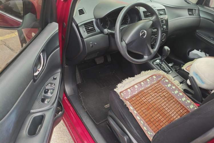 Used Nissan Tiida 2011 1.6L CVT Comfort Model Driver Seat