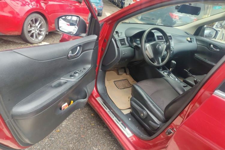 Used Nissan Tiida 2011 1.6L CVT Smart Version Driver Seat