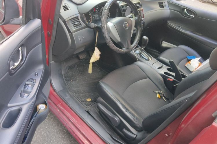 Used Nissan Tiida 2011 1.6L CVT Smart Version Driver Seat
