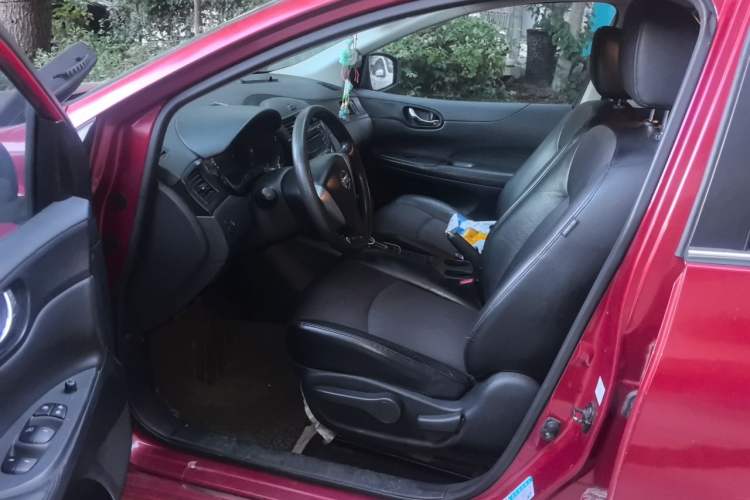 Used Nissan Tiida 2011 1.6L CVT Smart Version Driver Seat