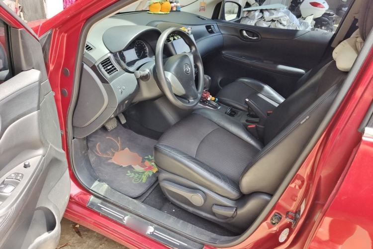 Used Nissan Tiida 2011 1.6L CVT Smart Version Driver Seat