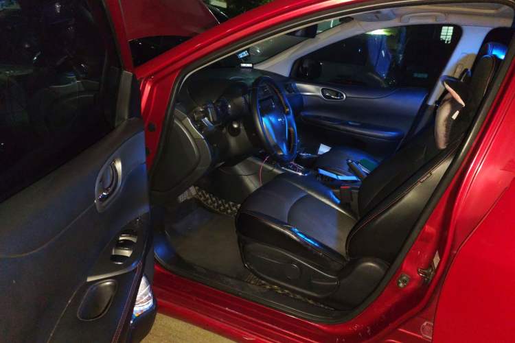 Used Nissan Tiida 2011 1.6T M-CVT Cool Edition Driver Seat