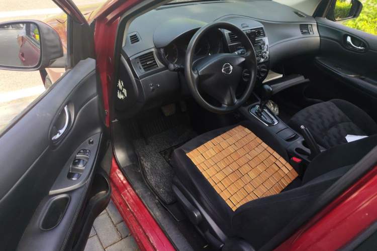 Used Nissan Tiida 2011 1.6L CVT Comfort Model Driver Seat