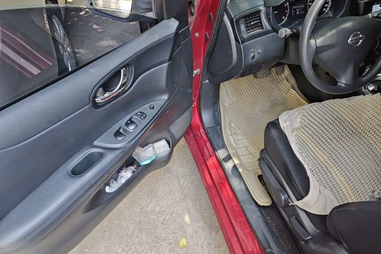 Used Nissan Tiida 2011 1.6L CVT Comfort Model Driver Seat