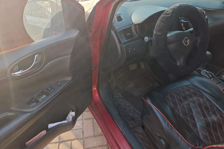 Used Nissan Tiida 2011 1.6L CVT Comfort Model Driver Seat