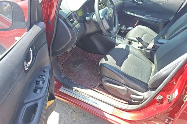 Used Nissan Tiida 2011 1.6L CVT Smart Version Driver Seat