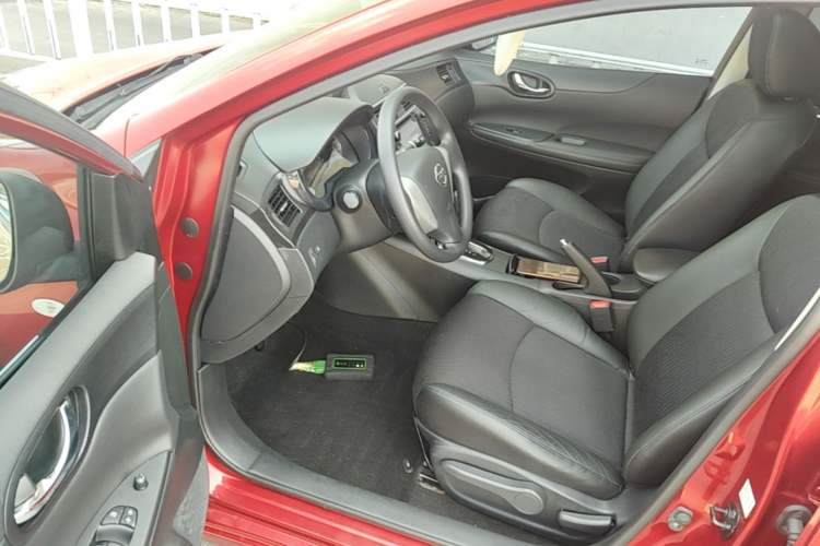 Used Nissan Tiida 2011 1.6L CVT Smart Version Driver Seat