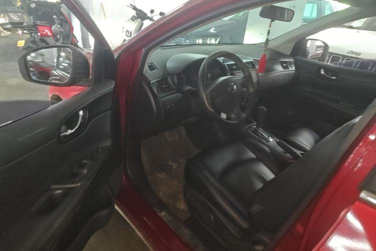 Used Nissan Tiida 2011 1.6L CVT Comfort Model Driver Seat